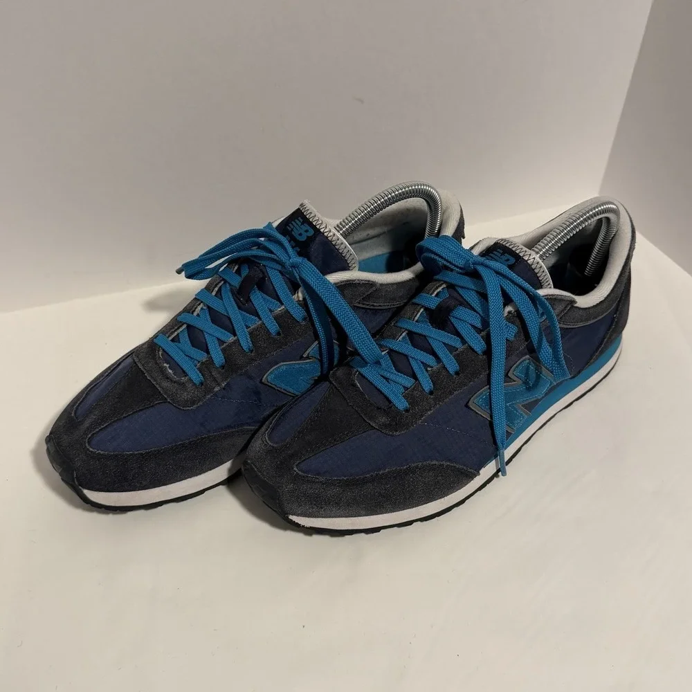 New Balance 556 Womens Sz 10 Retro Trainer Athletic Sneakers Blue Suede Lace Up